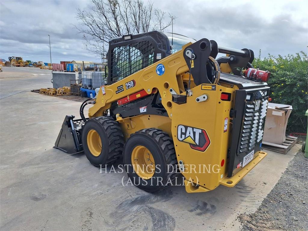 CAT 250-05LRC image 4