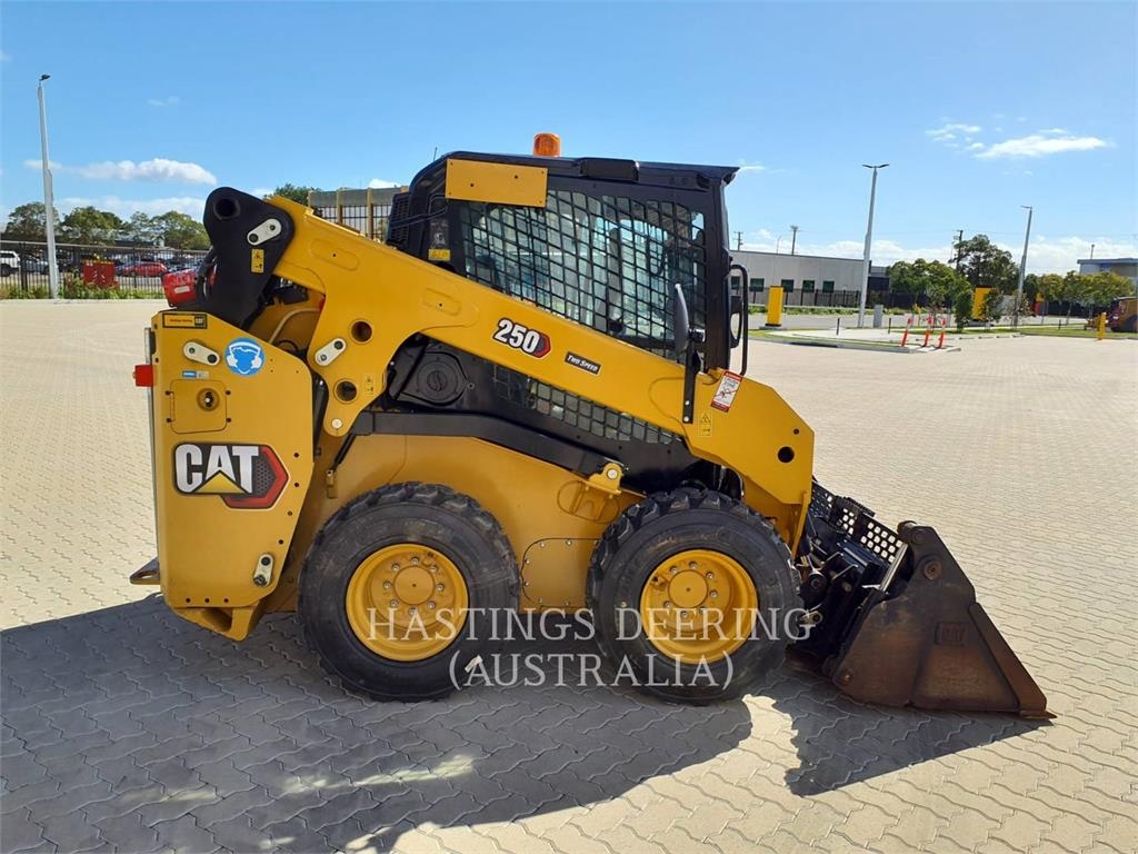 CAT 250-05LRC image 10