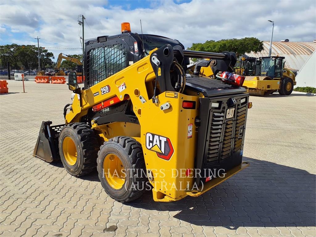 CAT 250-05LRC image 4