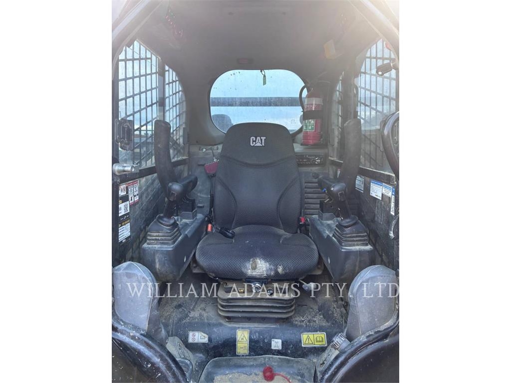 CAT 259D3 image 11