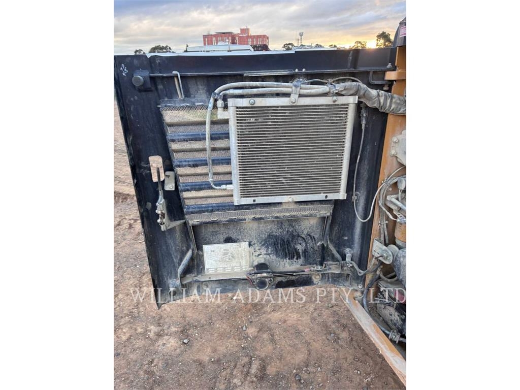 CAT 259D3 image 12