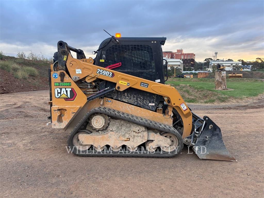 CAT 259D3 image 9