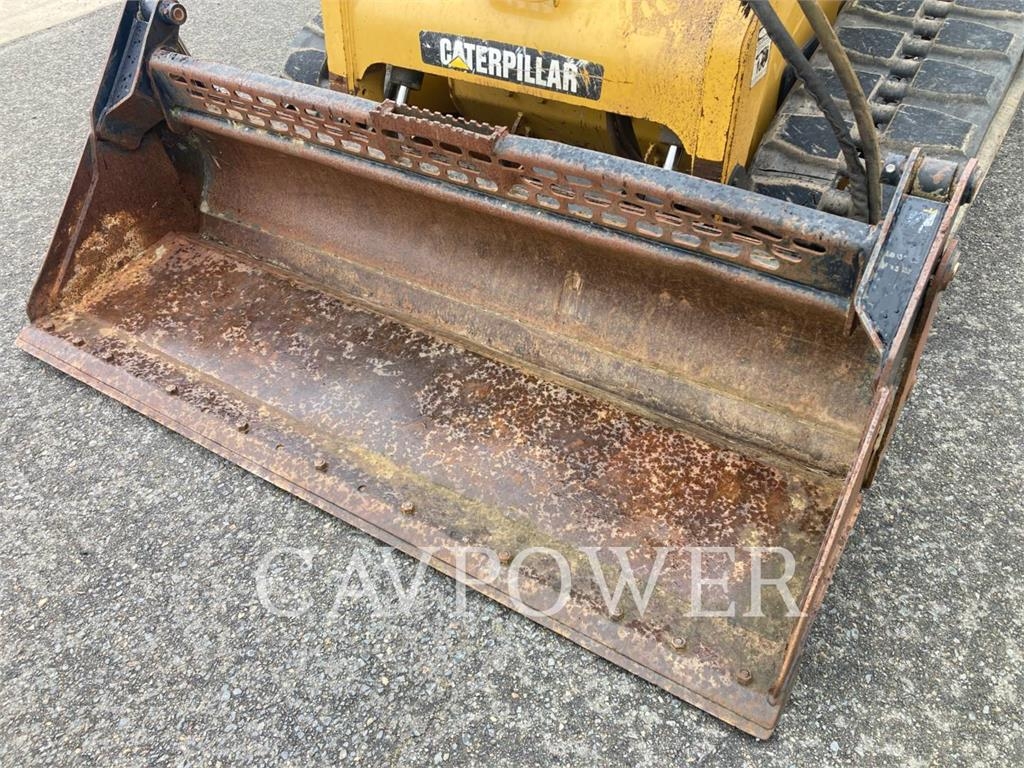 CAT 279C image 12