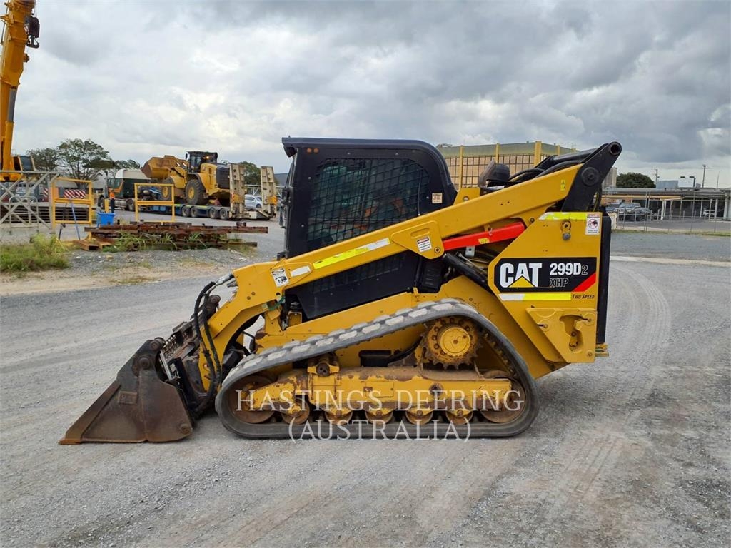 CAT 299D2XHP image 8