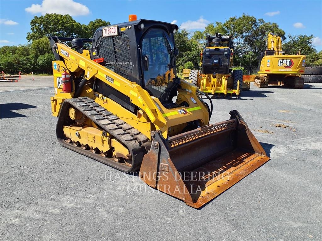 CAT 299D3 image 2