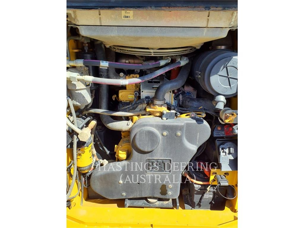 CAT 299D3 image 6