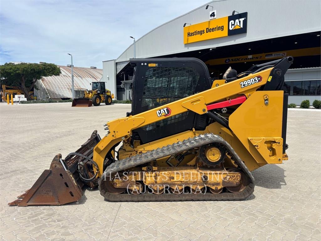 CAT 299D3XE image 8