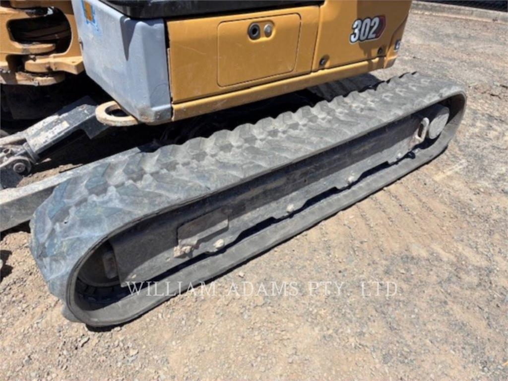 CAT 302 image 10