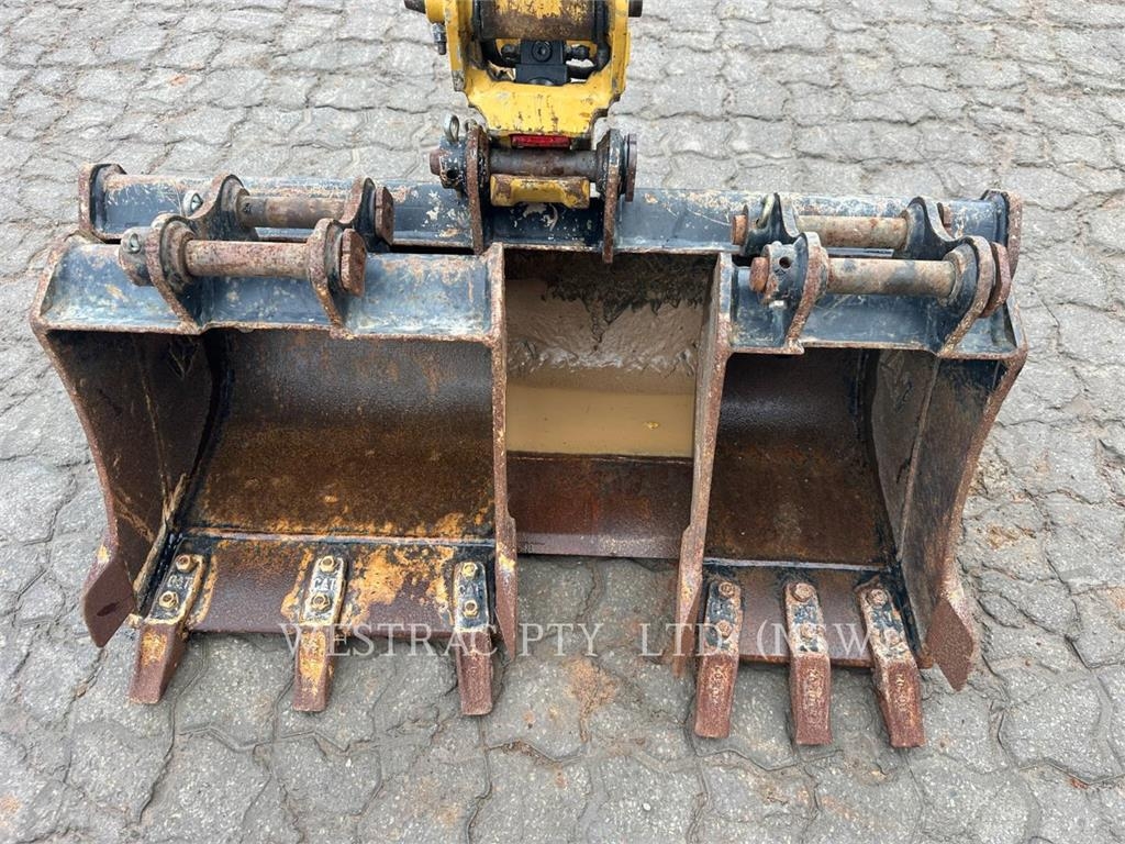 CAT 301.5 image 11