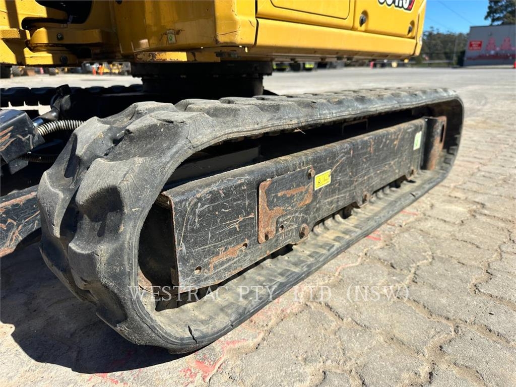 CAT 301.5 image 10