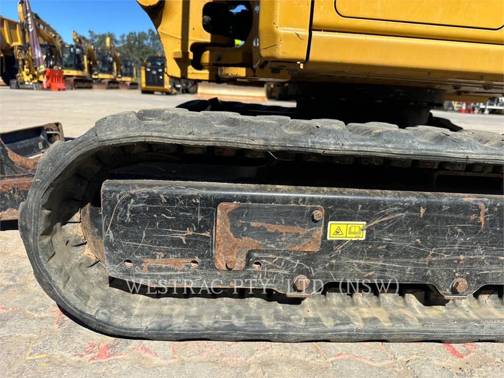 CAT 301.5 image 11