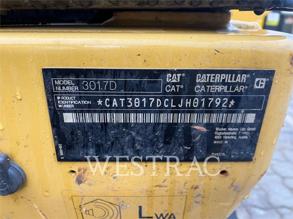 CAT 301.7D image 6