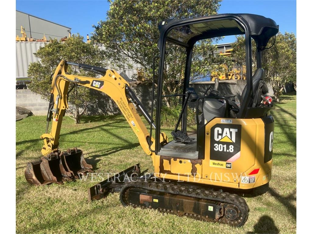 CAT 301.8 image 4
