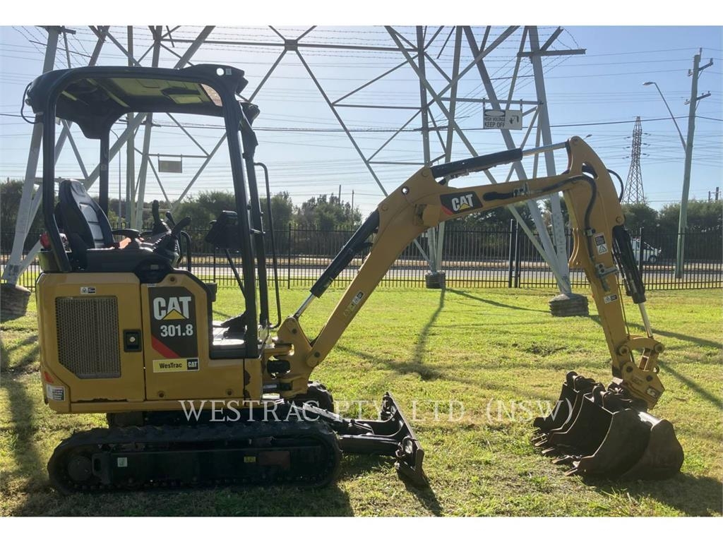 CAT 301.8 image 5