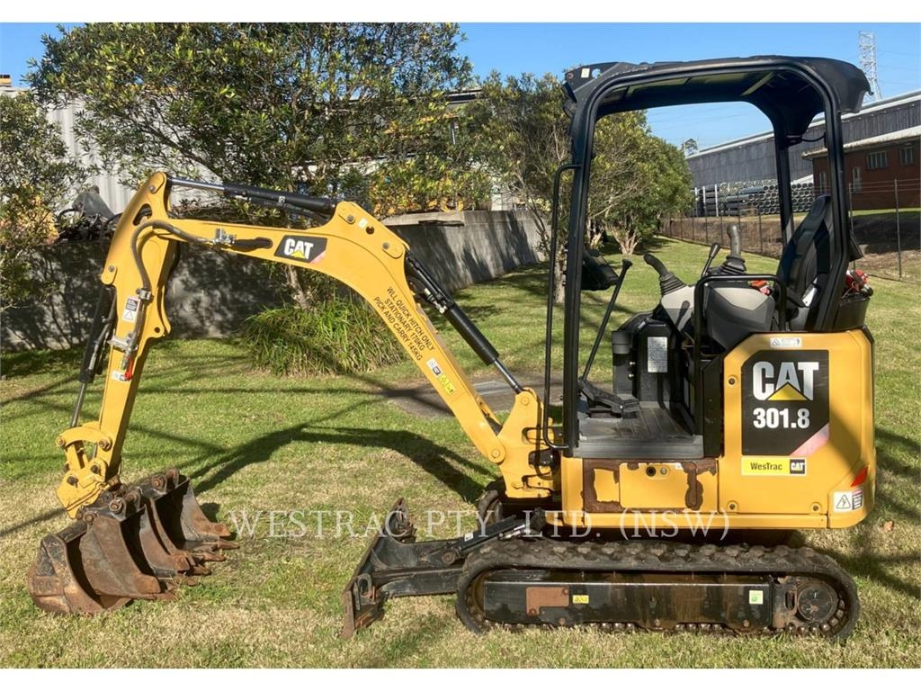 CAT 301.8 image 6