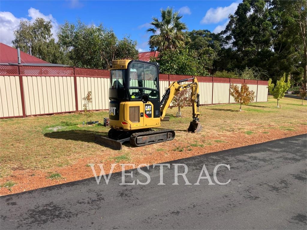 CAT 301.8 AC image 12