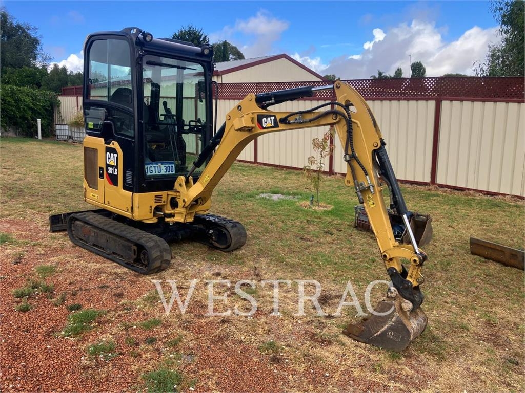 CAT 301.8 AC image 2