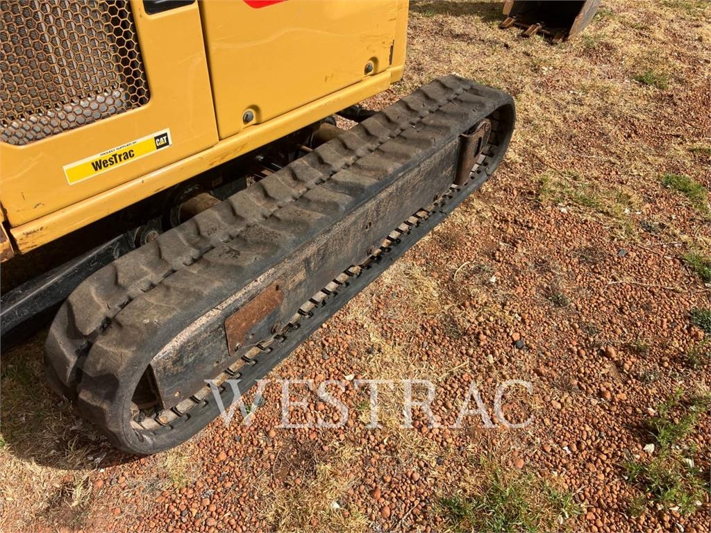 CAT 301.8 AC image 3