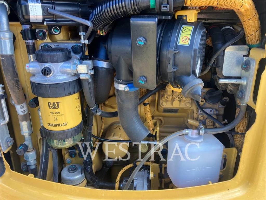 CAT 301.8 AC image 7