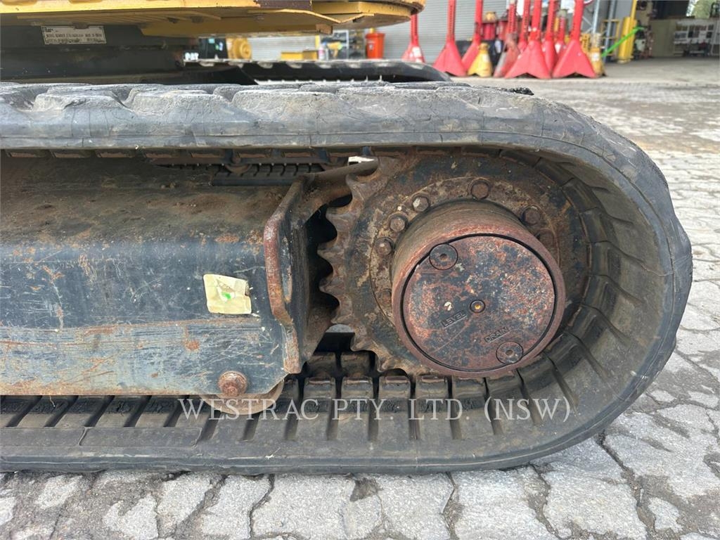 CAT 303.5 image 12