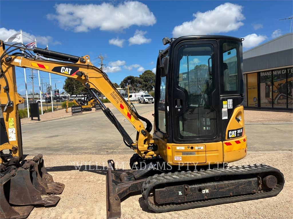 CAT 303.5 E CR image 11