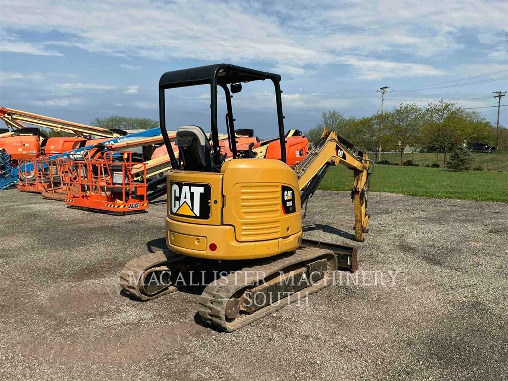CAT 303ECR - 大型油圧ショベル12t以上（パワーショベル・ユンボ 