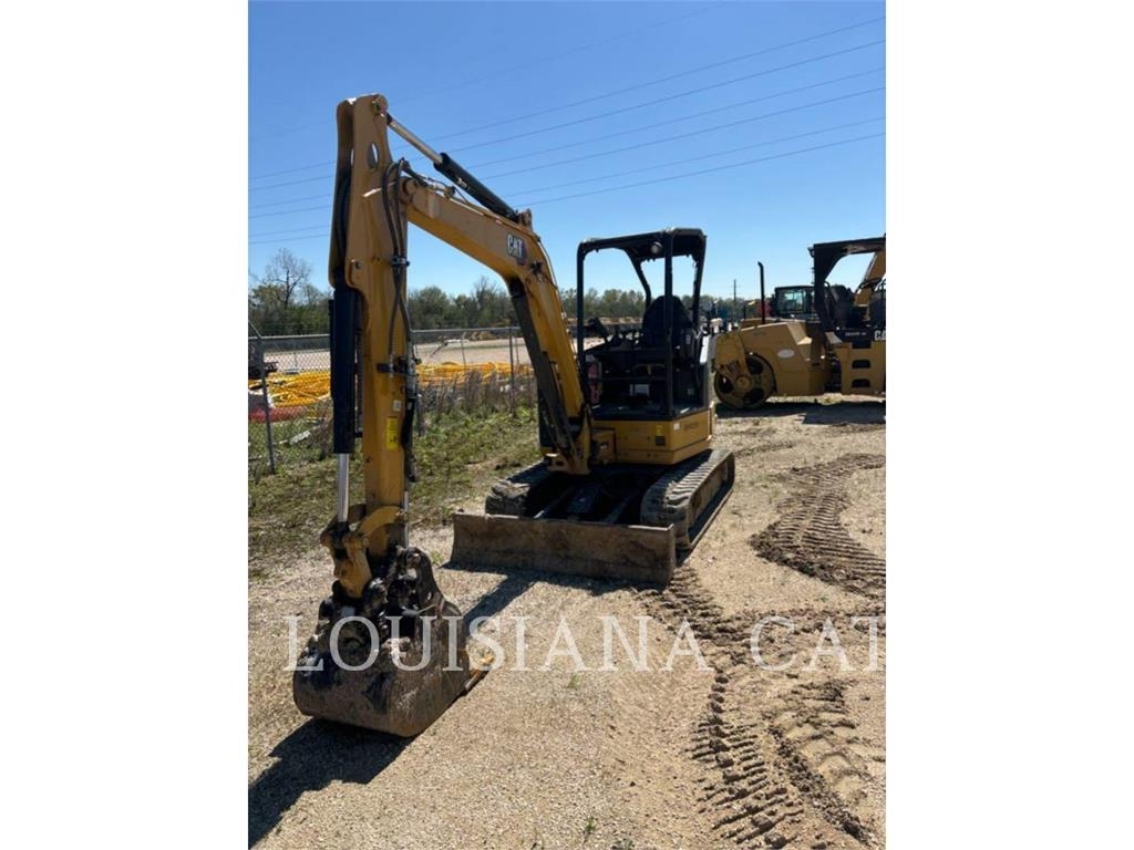 CAT 304 - 大型油圧ショベル12t以上（パワーショベル・ユンボ） - 建設 