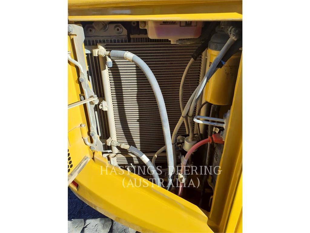 CAT 305-07CR image 12