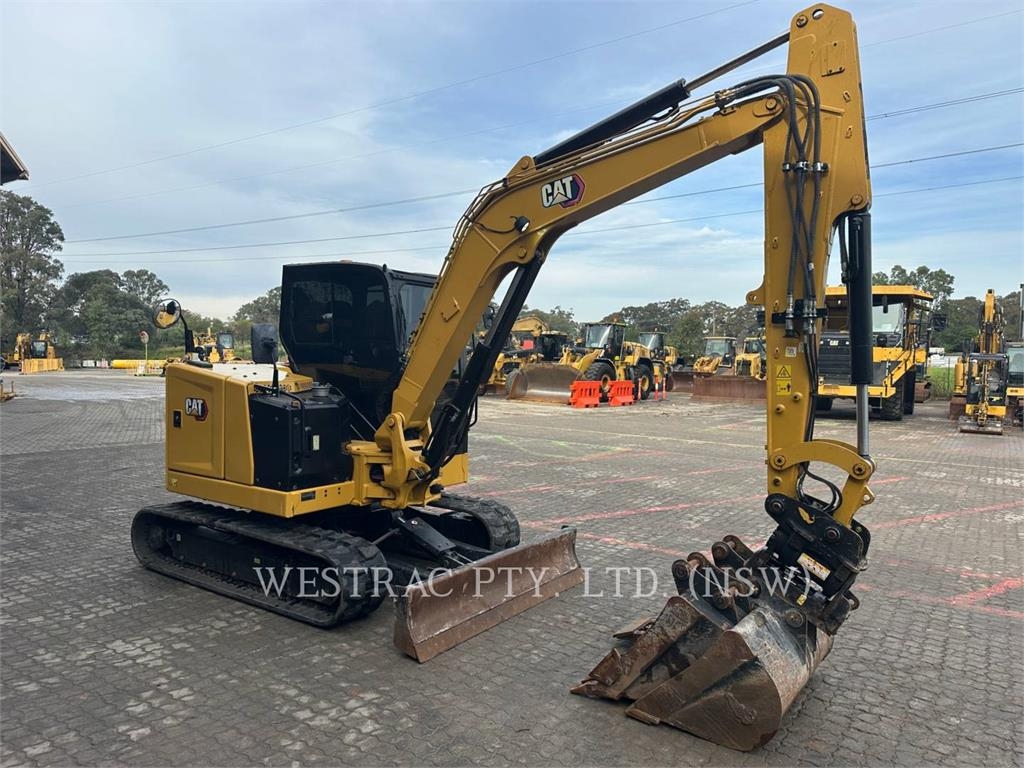 CAT 306 image 2