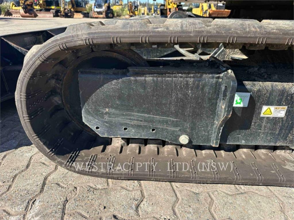 CAT 306 image 10