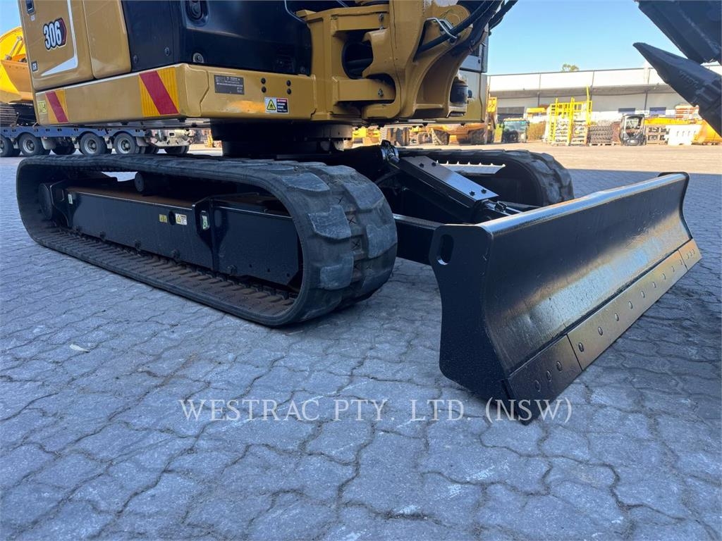 CAT 306 image 11