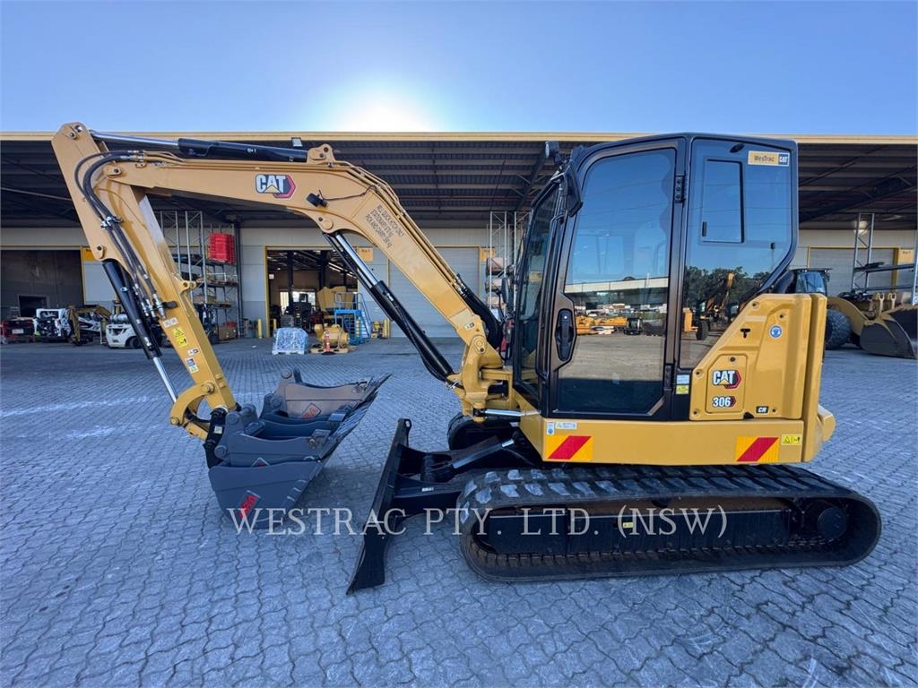 CAT 306 image 5