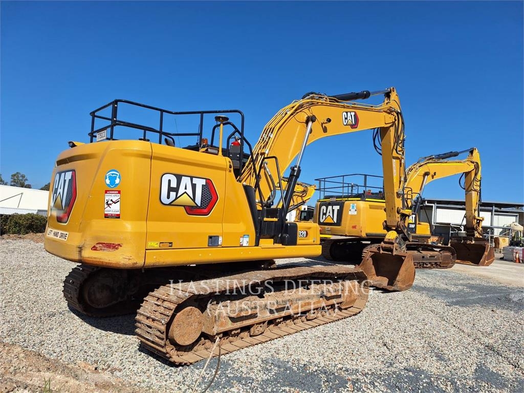 CAT 320-07 image 3