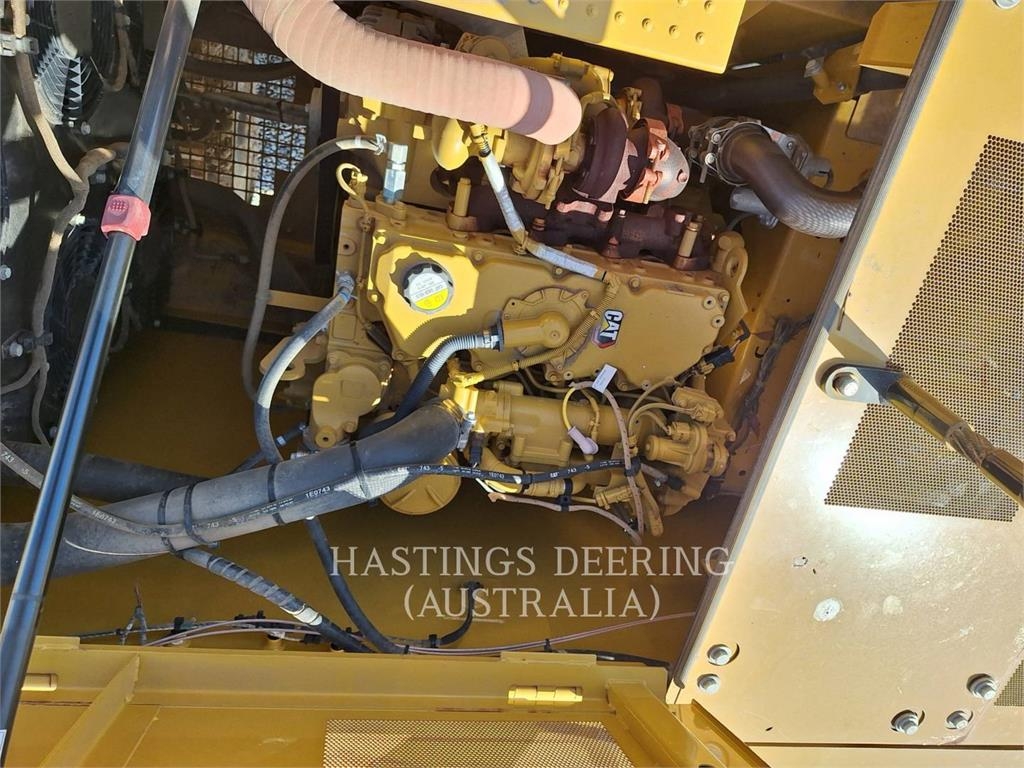 CAT 320-07 image 7