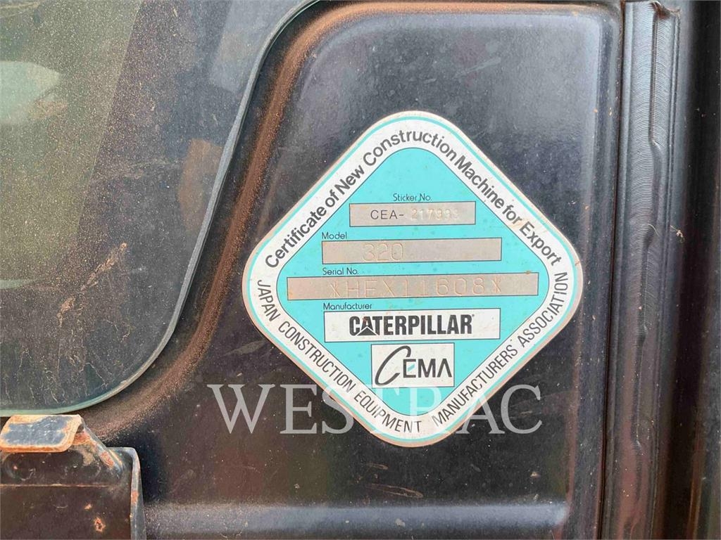 CAT 320-07- 3D image 10