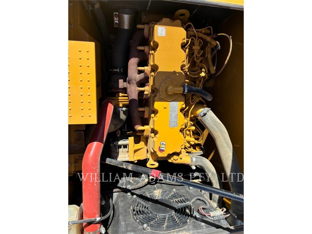 CAT 320-07E image 9