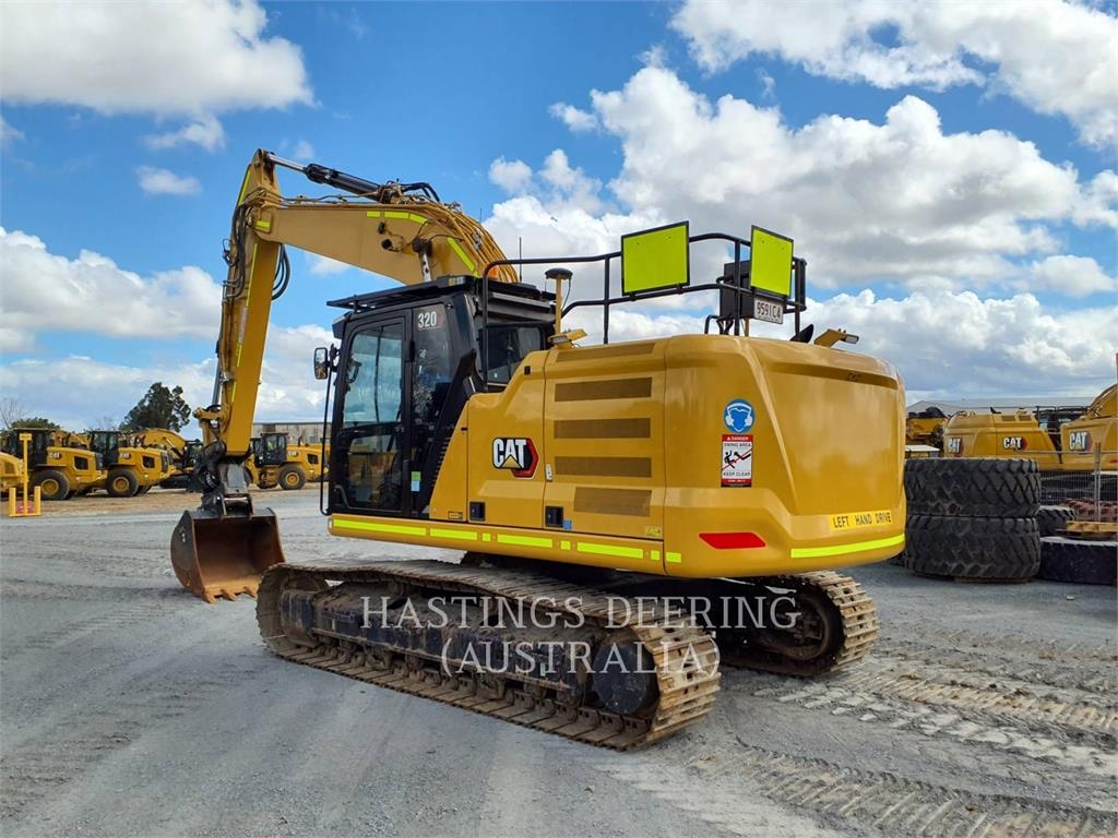CAT 320-07 image 3