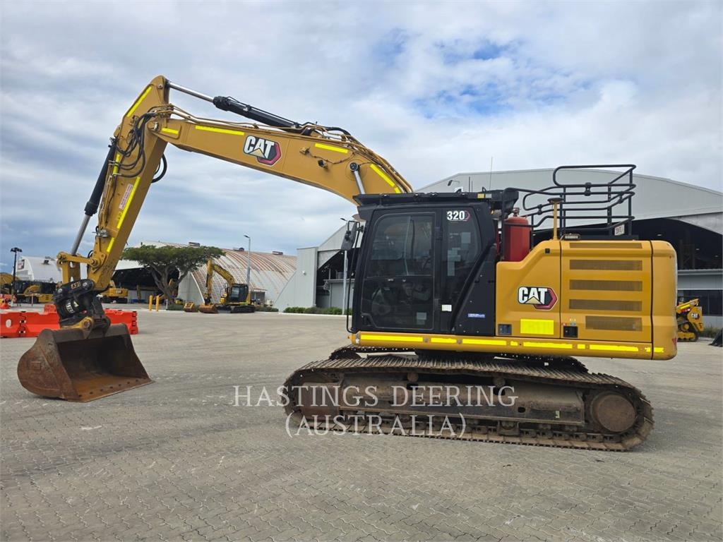 CAT 320-07 image 9