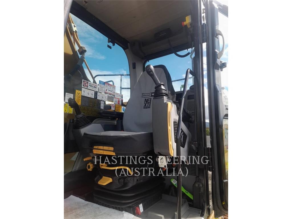 CAT 320-07 image 11