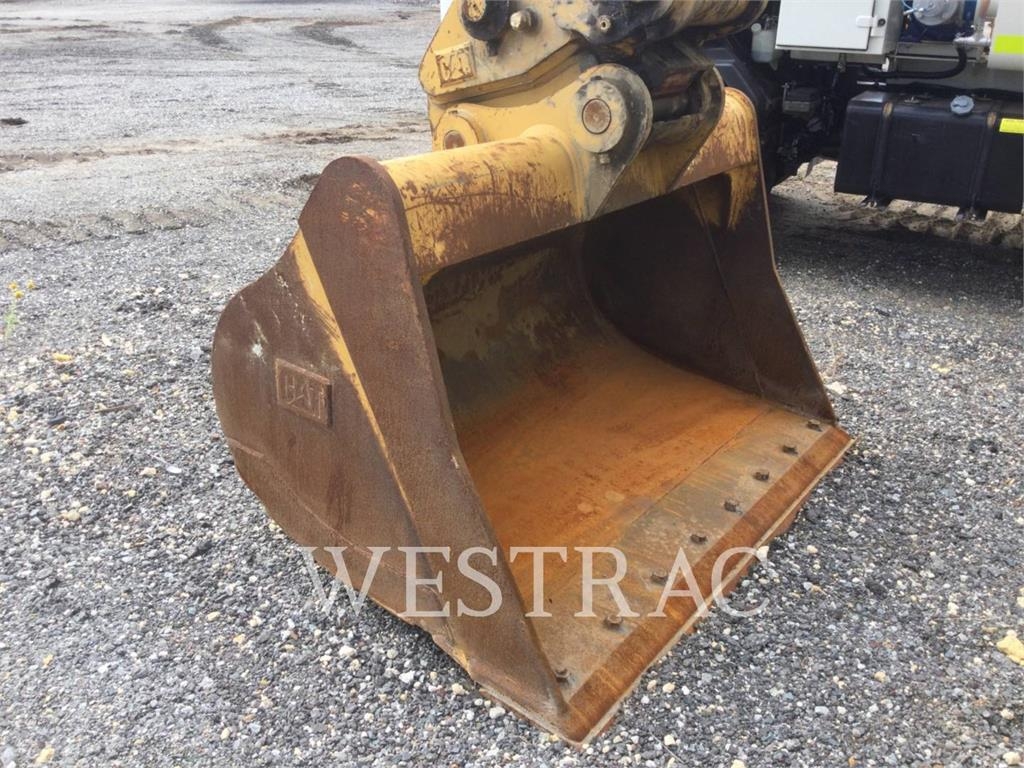 CAT 320 GC image 12