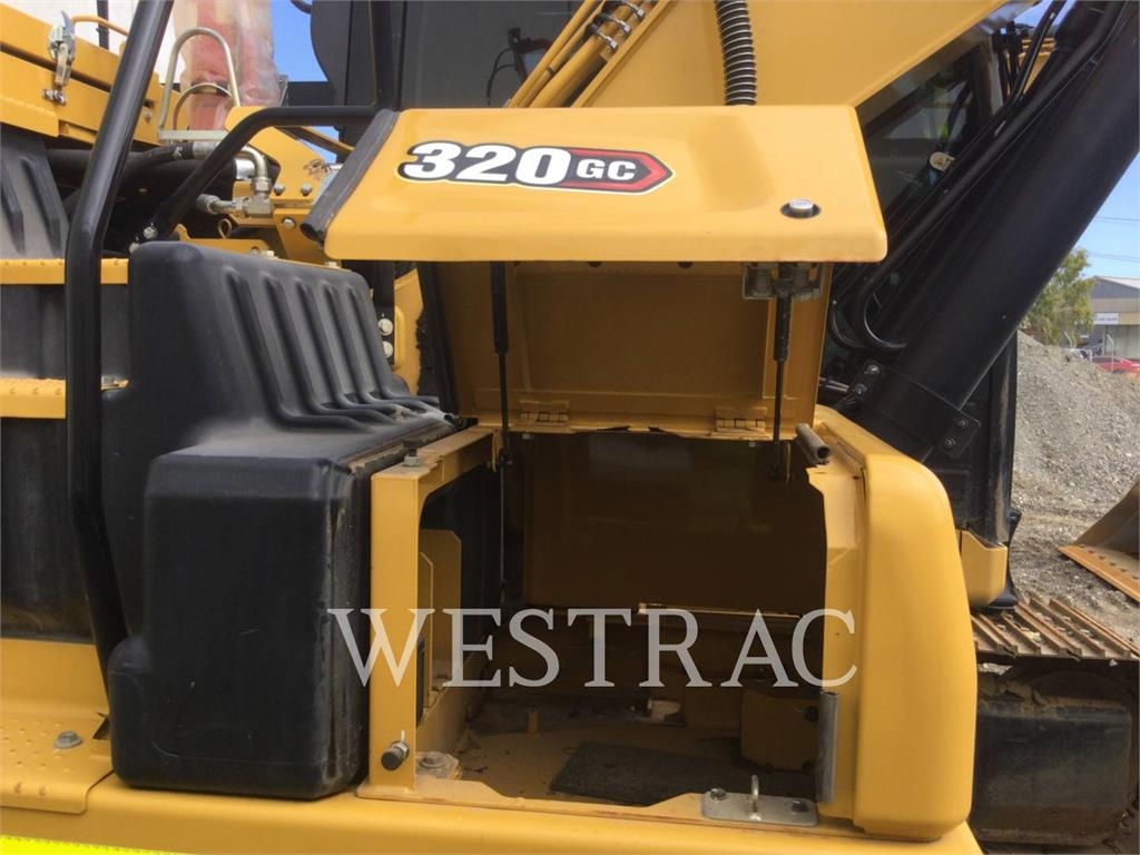 CAT 320 GC image 8