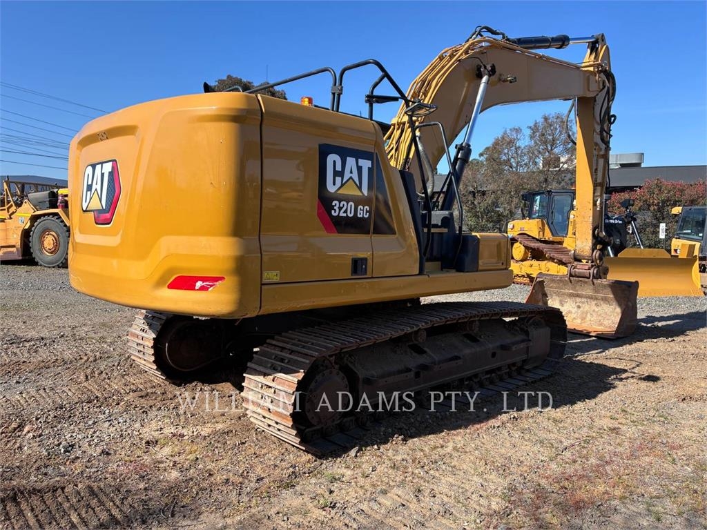 CAT 320 GC image 3