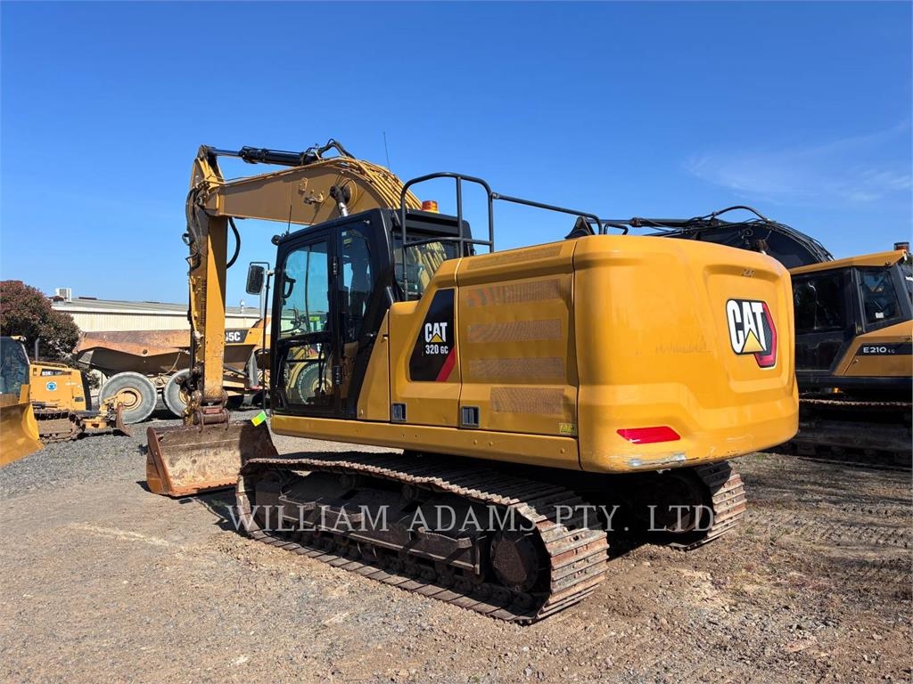 CAT 320 GC image 4