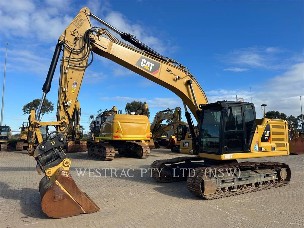 CAT 323