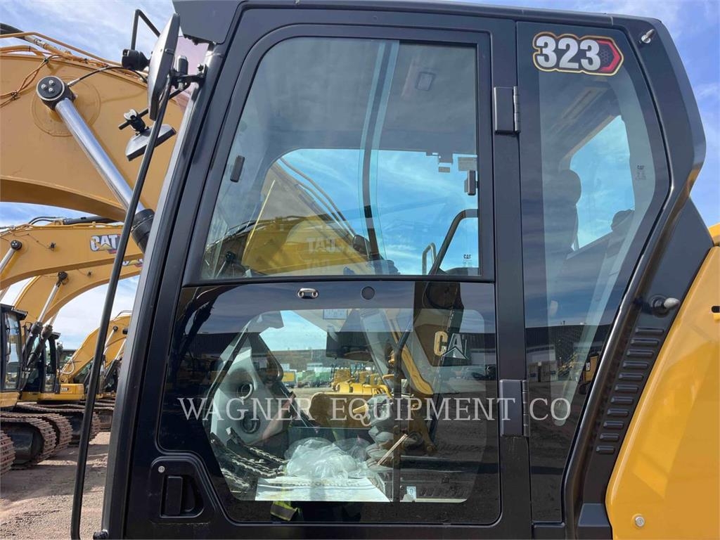 2024 CAT 323 For Sale - 256,000 USD | Cat Used