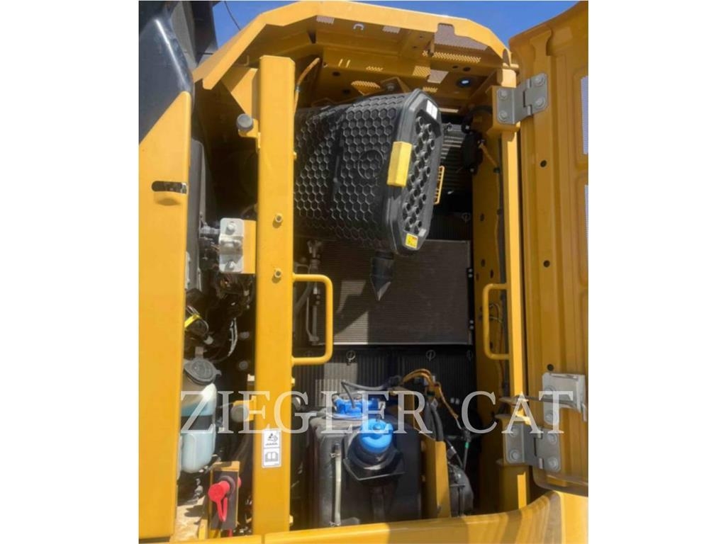 CAT 325 - 大型油圧ショベル12t以上（パワーショベル・ユンボ） - 建設