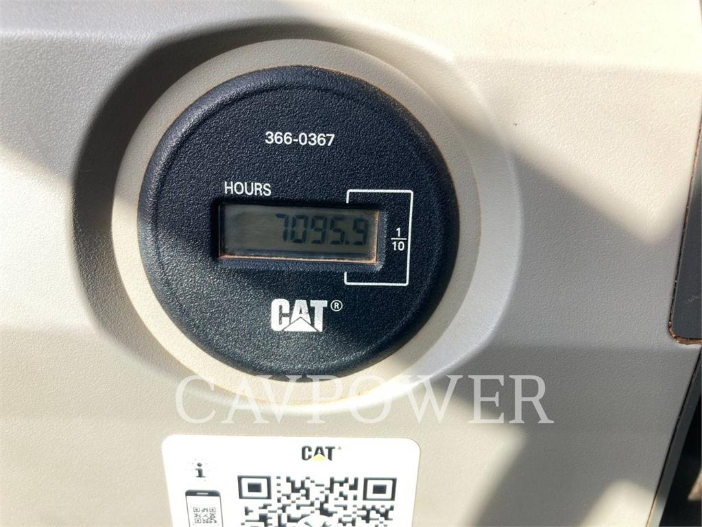 CAT 325FLCR image 5