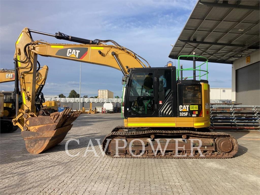 CAT 325FLCR image 9