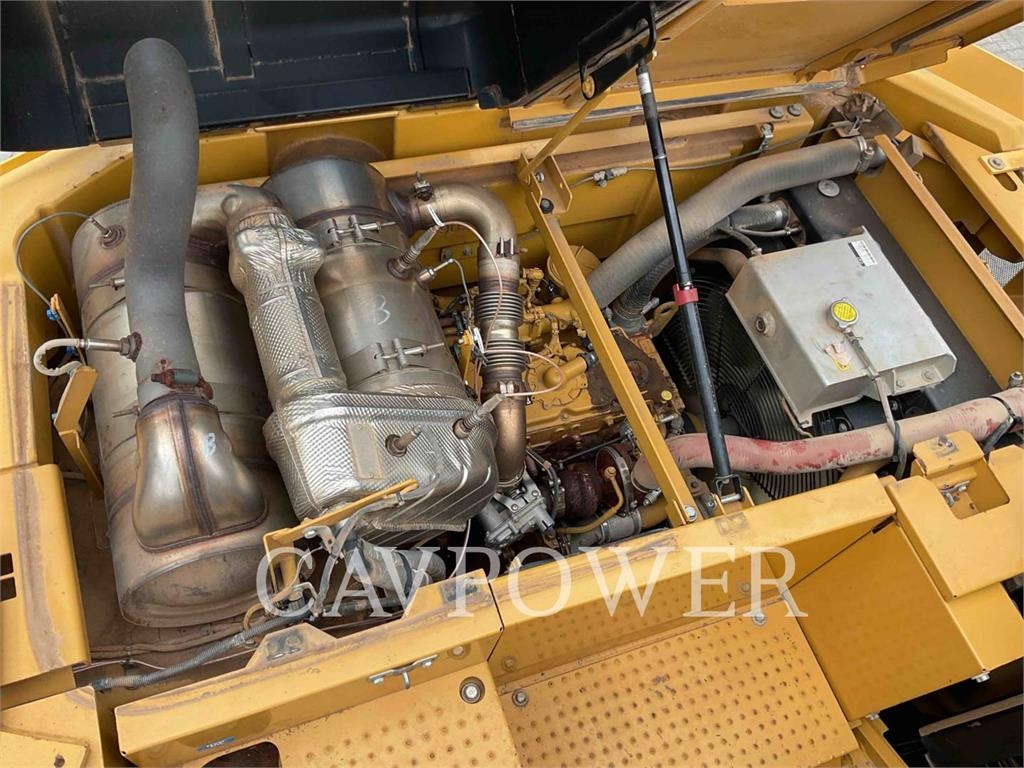 CAT 325FLCR image 8