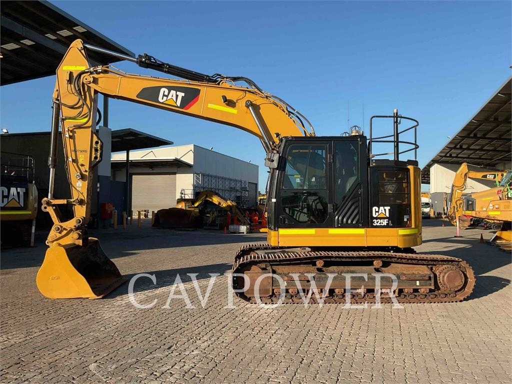 CAT 325FLCR image 8